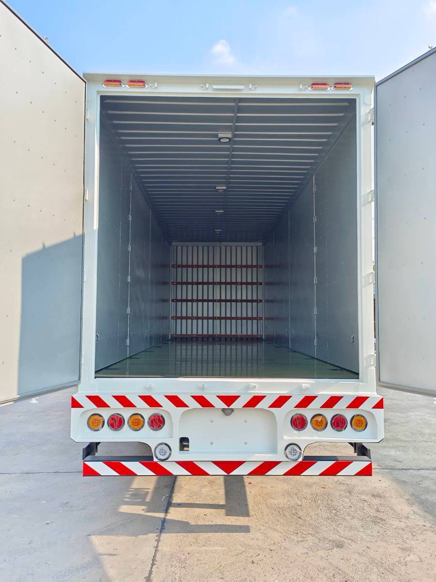 ภายในตู้รถบรรทุก OMYAI - สะอาดและปลอดภัย